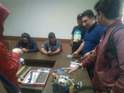 Dosen Cakep Kepergok Polisi Transaksi Sabu