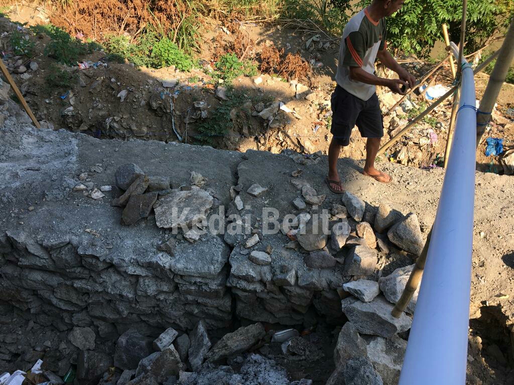 Aroma Korupsi di Pekerjaan Pembangunan Tanggul Tanggap Darurat di Kabupaten Sidrap