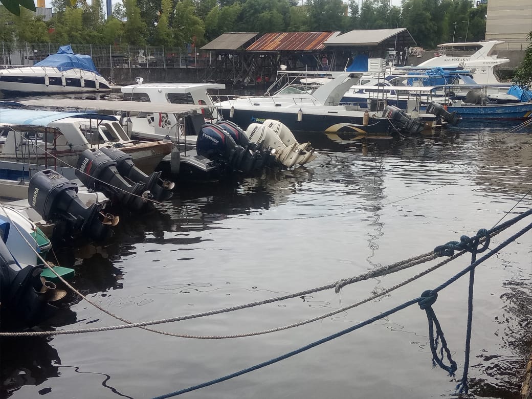 Direktorat Krimsus Polda Sulsel Selidiki Kasus Tumpahan Solar di Pantai Losari