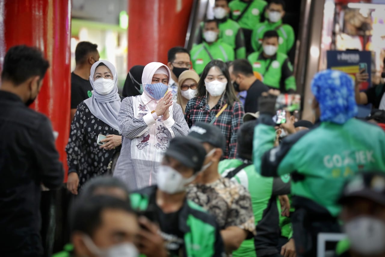 Wawali Apresiasi Gojek Gelar Vaksinasi