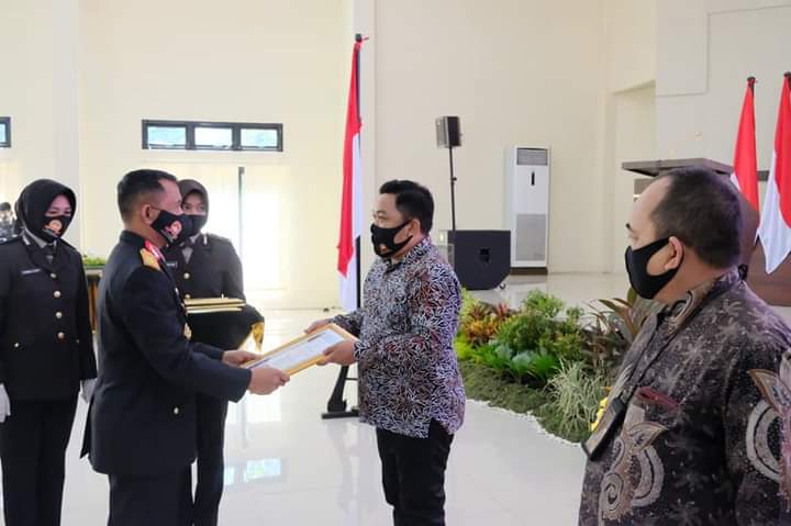 Laksus Minta Aroma Korupsi Izin Toko Minol dekat Sekolah Diselidiki