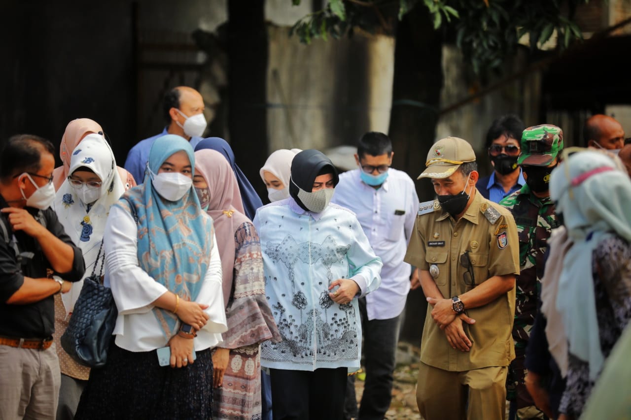 Ketua PKK Tinjau Pembangunan TK PAUD di Manggala