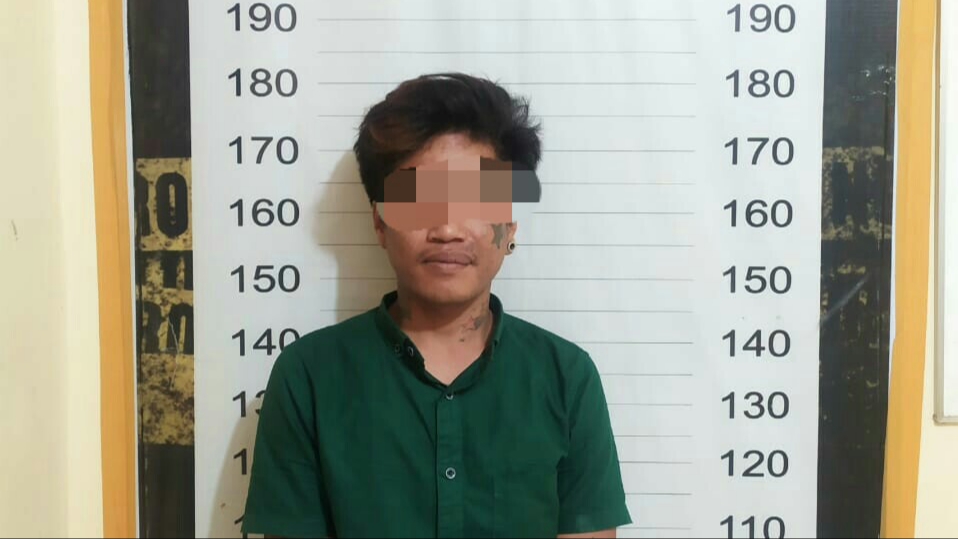 Polsek Mamajang Amankan Pria Ini Usai Tertangkap Basah Mencuri di Toko SS
