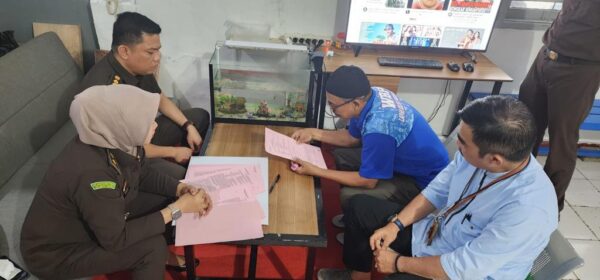 Pelimpahan Tahap Dua Perkara Korupsi Penjualan Pasir Laut di Takalar