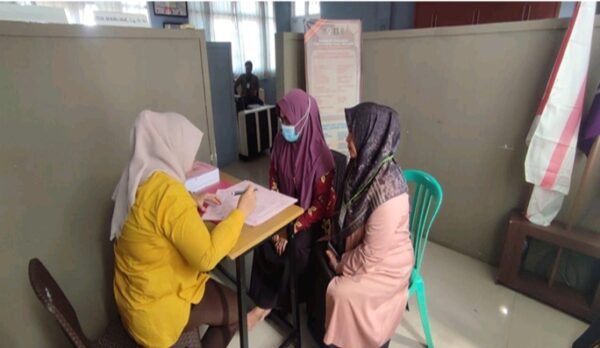 Kejari Makassar Serahkan Tahap II Kasus Tipikor Gedung Perpustakaan