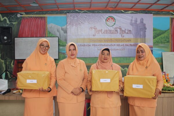 Pererat Silaturahmi, DWP Lapas IIA Parepare Gelar Pertemuan Rutin antar Anggota