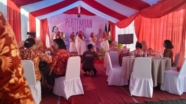 Anggota Wanita Pengayoman Lapas Parepare Hadiri Acara Temu Rutin di Rutan Barru