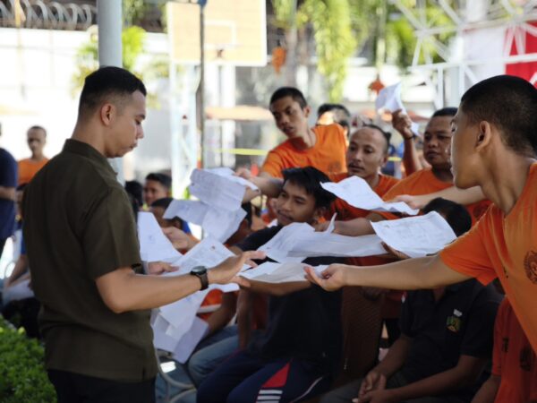 Berbondong-bondong, Warga Binaan Rutan Makassar Antusias Menyuarakan Hak Pilih