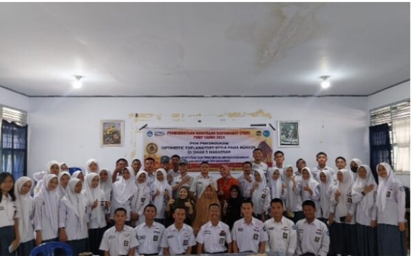 UNM-SMAN 5 Makassar Adakan Kegiatan Pengabdian Masyarakat