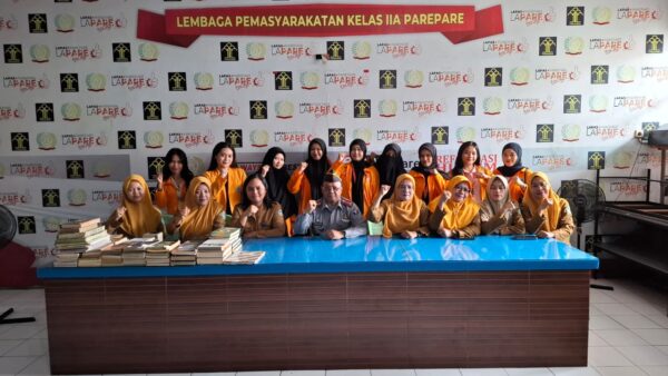 Ajar Pendidikan Kesetaraan, Kalapas Parepare Apresiasi Mahasiswa UNM Makassar Prodi Pendidikan Luar Biasa