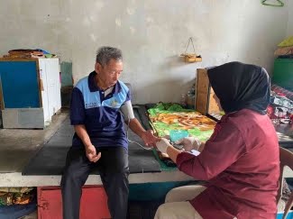 Pantau Langsung Kesehatan Warga Binaan, Petugas Medis Rutan Masamba Laksanakan Lakesjam