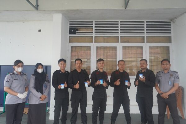 Lapas Maros Konsisten Lawan Narkoba Lewat Tes Urine Petugas