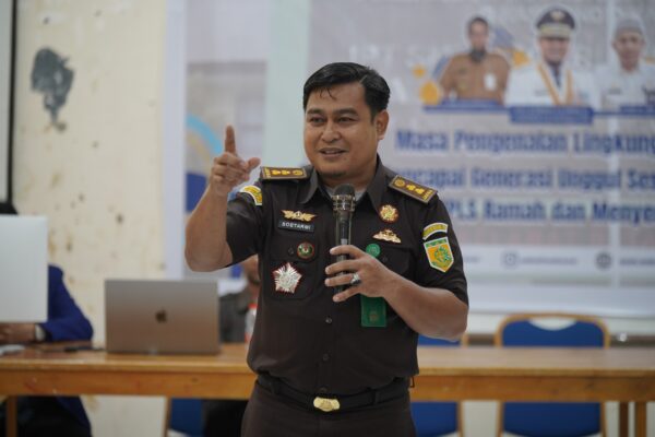 Empat Pilar di Tengah Generasi Z: Ketika Jaksa Bicara di Ruang Kelas SMKN 1 Makassar