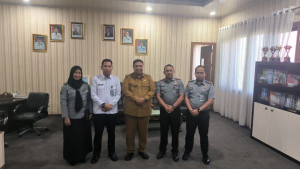 Perkuat Pembinaan Warga Binaan, Kalapas Maros Temui Bupati