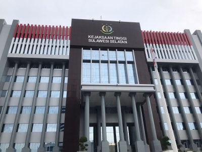 Mantan Pj Gubernur Sulsel Diperiksa 10 Jam dalam Kasus Bibit Nanas Rp60 Miliar