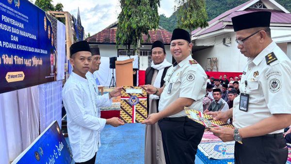 Rutan Pangkep Serahkan Remisi Khusus Idul Fitri 1447 H kepada 204 Warga Binaan