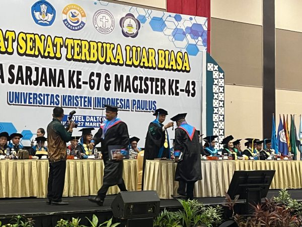 Wisuda UKI Paulus, 577 Lulusan Dilantik